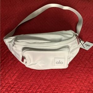 ALO Yoga grey Belt Bag